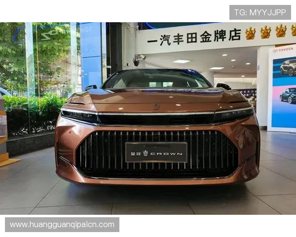 皇冠轿车最新款上市，科技配置全面升级引领潮流